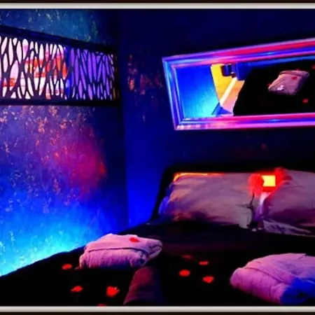 Plaisir Extreme Apartment Roanne